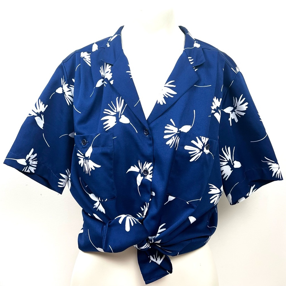 VTG 70’s 80’s Levi Strauss & Co Blue Floral Hawaiian Button Down Top